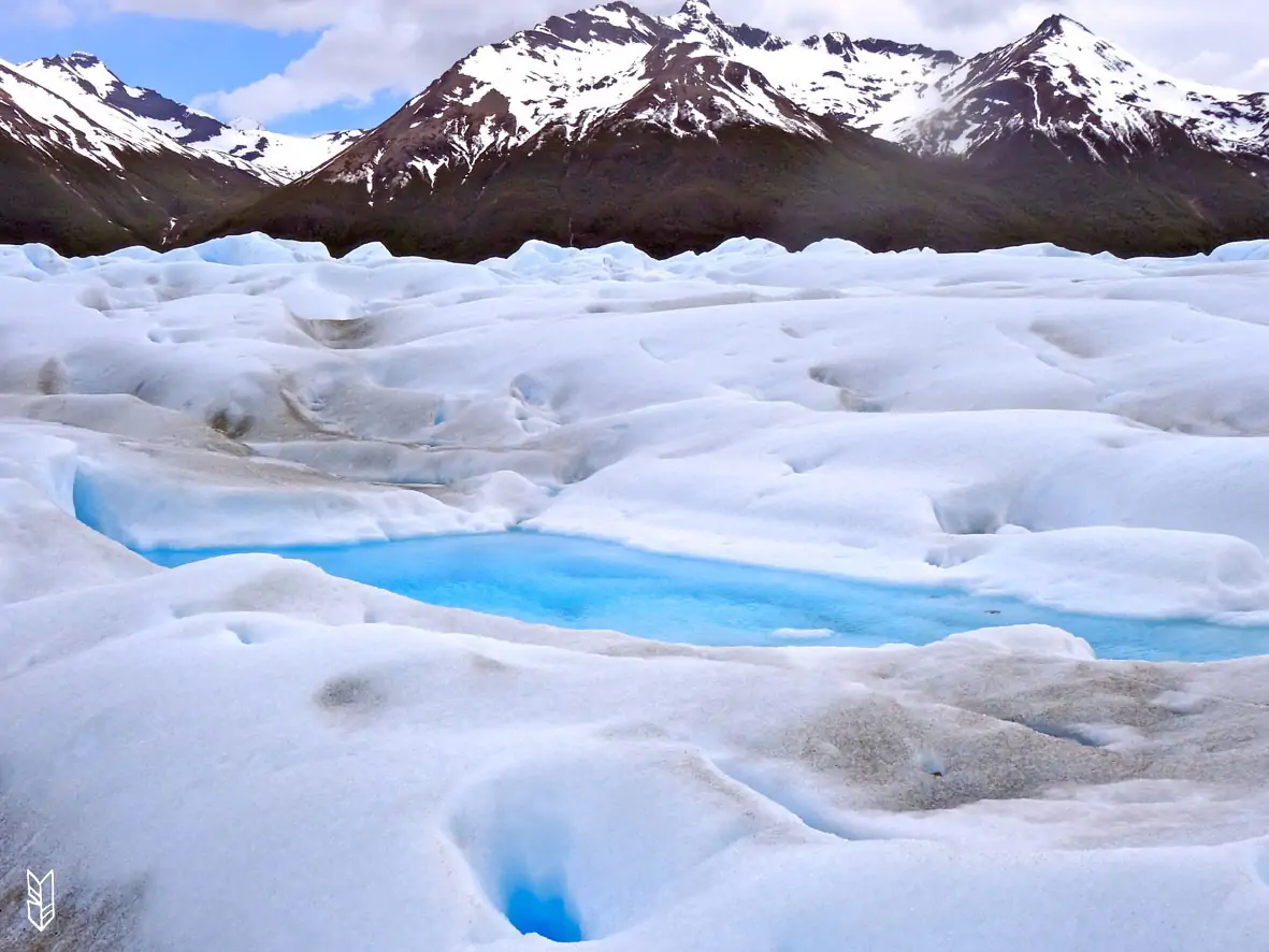marcher sur un glacier en Patagonie