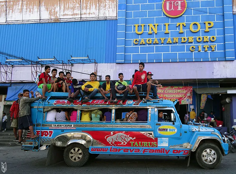 jeepneys aux Philippines